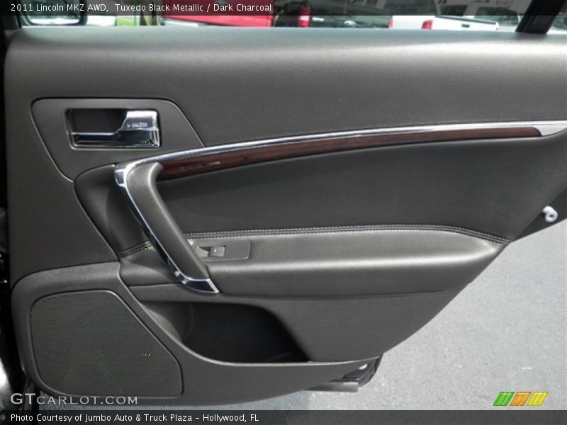 Tuxedo Black Metallic / Dark Charcoal 2011 Lincoln MKZ AWD