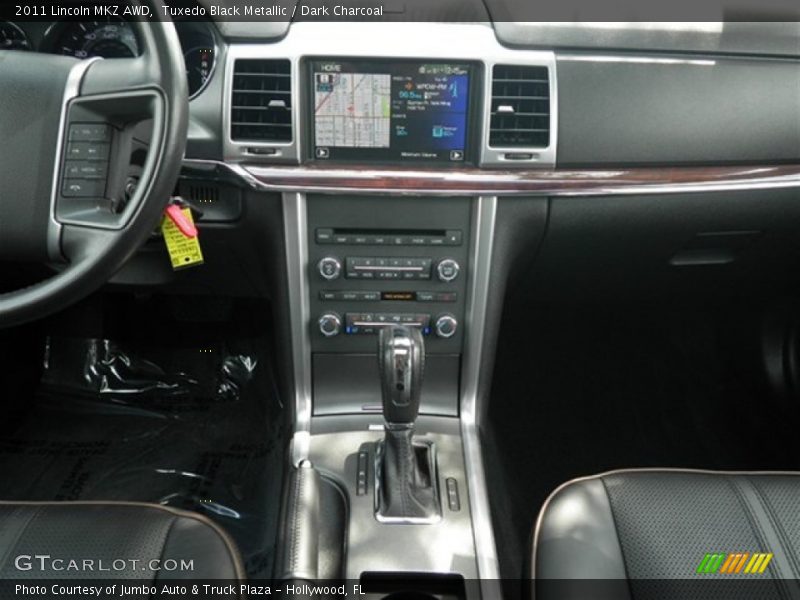 Tuxedo Black Metallic / Dark Charcoal 2011 Lincoln MKZ AWD