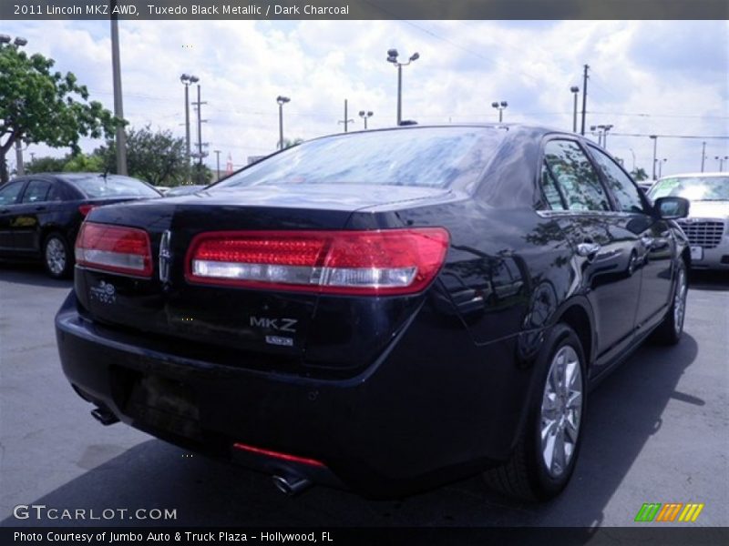 Tuxedo Black Metallic / Dark Charcoal 2011 Lincoln MKZ AWD