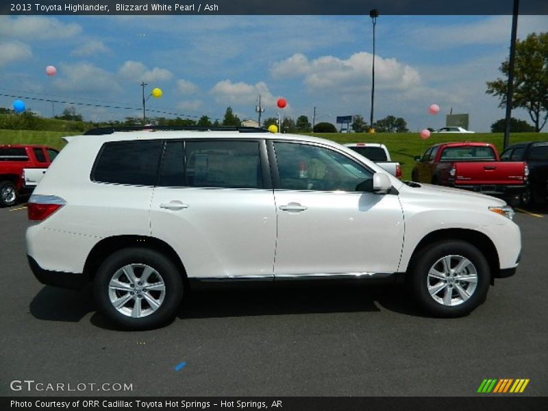 Blizzard White Pearl / Ash 2013 Toyota Highlander