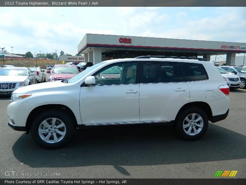 Blizzard White Pearl / Ash 2013 Toyota Highlander