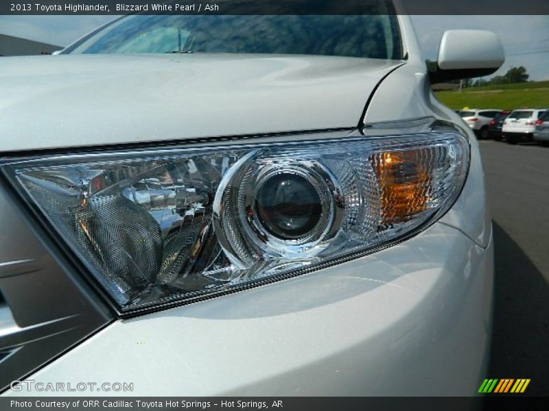 Blizzard White Pearl / Ash 2013 Toyota Highlander
