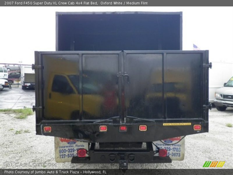 Oxford White / Medium Flint 2007 Ford F450 Super Duty XL Crew Cab 4x4 Flat Bed