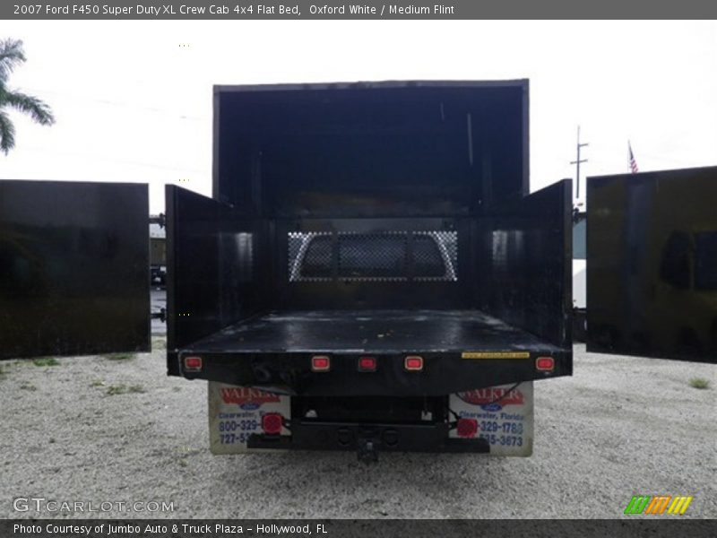 Oxford White / Medium Flint 2007 Ford F450 Super Duty XL Crew Cab 4x4 Flat Bed