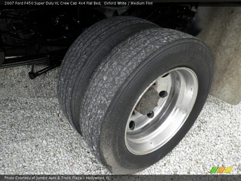 Oxford White / Medium Flint 2007 Ford F450 Super Duty XL Crew Cab 4x4 Flat Bed