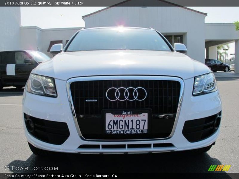 Ibis White / Black 2010 Audi Q5 3.2 quattro
