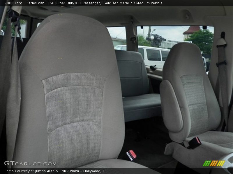 Gold Ash Metallic / Medium Pebble 2005 Ford E Series Van E350 Super Duty XLT Passenger