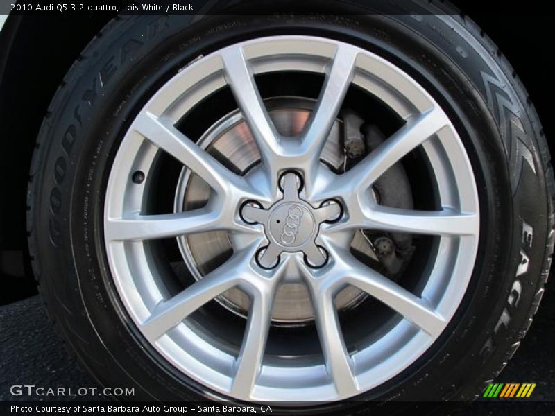 Ibis White / Black 2010 Audi Q5 3.2 quattro