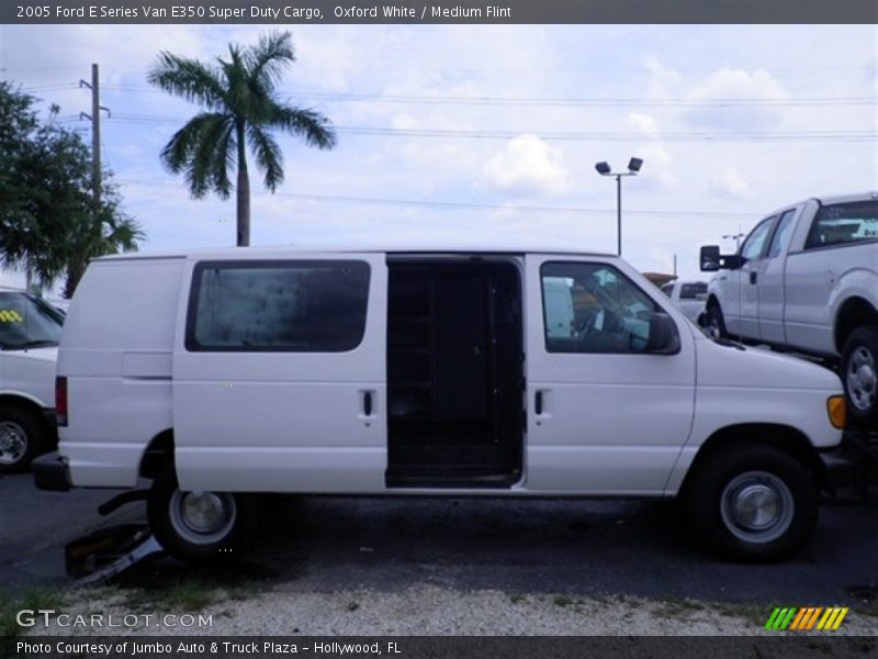 Oxford White / Medium Flint 2005 Ford E Series Van E350 Super Duty Cargo