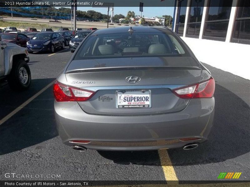 Harbor Gray Metallic / Gray 2013 Hyundai Sonata SE