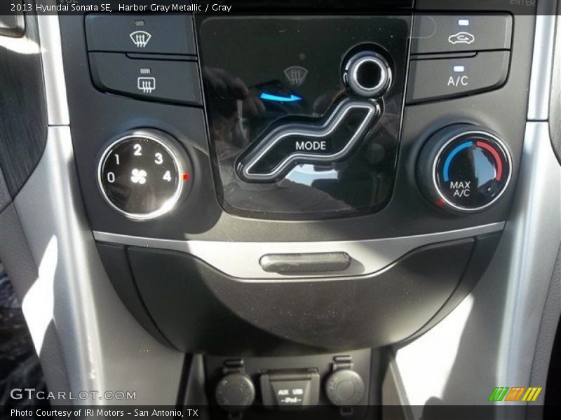 Harbor Gray Metallic / Gray 2013 Hyundai Sonata SE