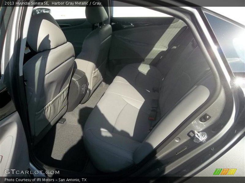 Harbor Gray Metallic / Gray 2013 Hyundai Sonata SE