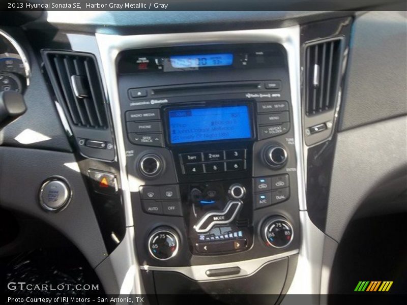 Harbor Gray Metallic / Gray 2013 Hyundai Sonata SE