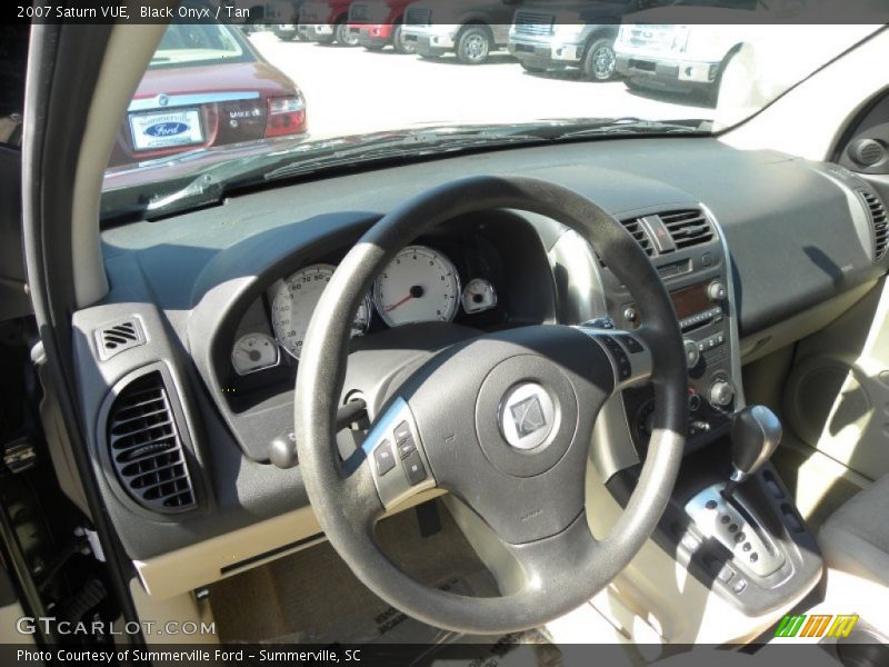 Black Onyx / Tan 2007 Saturn VUE