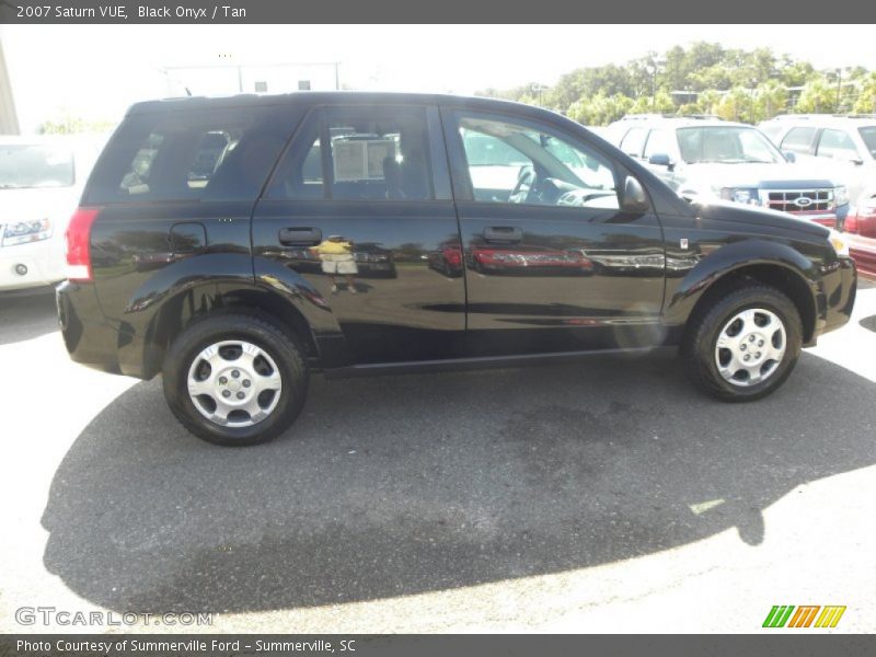 Black Onyx / Tan 2007 Saturn VUE