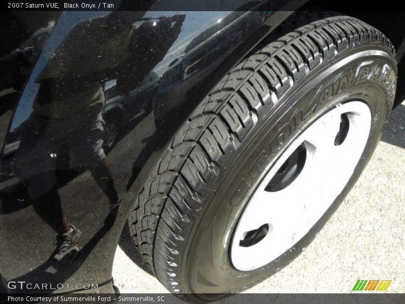 Black Onyx / Tan 2007 Saturn VUE