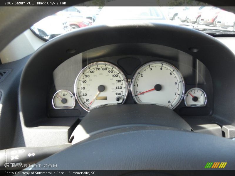 Black Onyx / Tan 2007 Saturn VUE