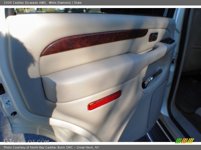 White Diamond / Shale 2006 Cadillac Escalade AWD