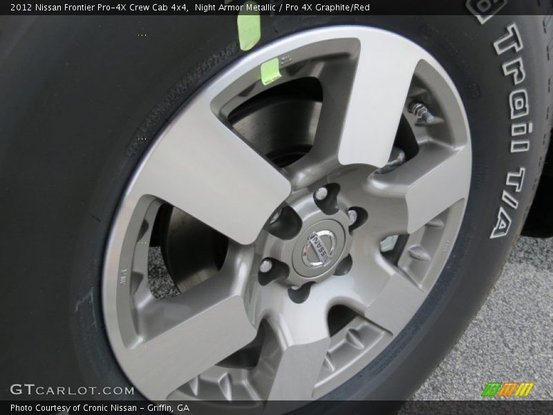 Night Armor Metallic / Pro 4X Graphite/Red 2012 Nissan Frontier Pro-4X Crew Cab 4x4