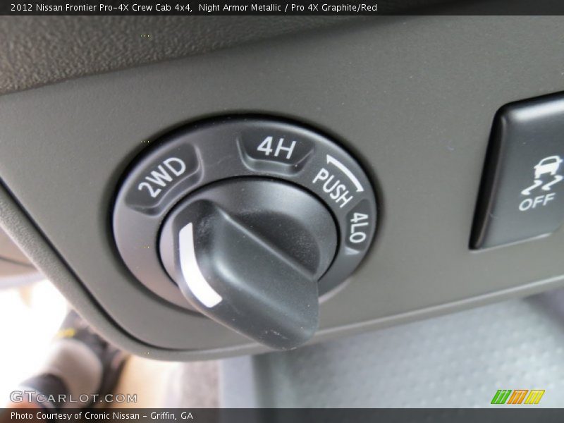 Night Armor Metallic / Pro 4X Graphite/Red 2012 Nissan Frontier Pro-4X Crew Cab 4x4