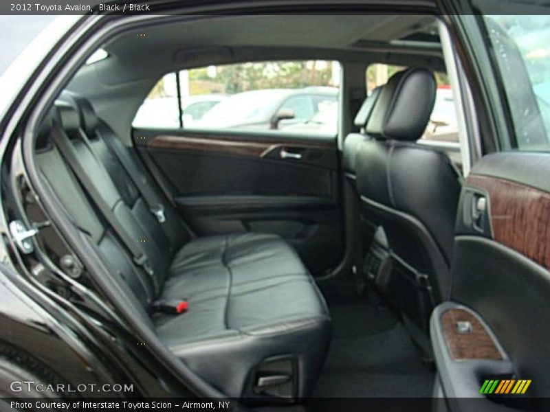 Black / Black 2012 Toyota Avalon