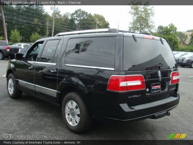 Black / Charcoal 2007 Lincoln Navigator L Luxury 4x4