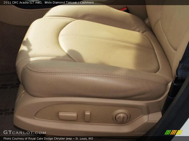 White Diamond Tintcoat / Cashmere 2011 GMC Acadia SLT AWD