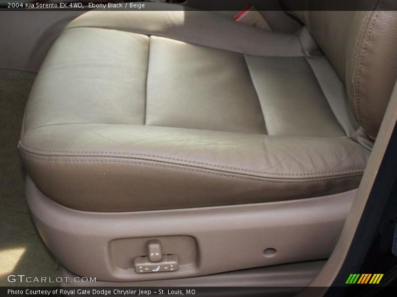 Ebony Black / Beige 2004 Kia Sorento EX 4WD