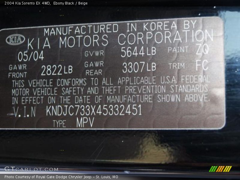 Ebony Black / Beige 2004 Kia Sorento EX 4WD