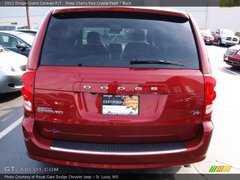 Deep Cherry Red Crystal Pearl / Black 2011 Dodge Grand Caravan R/T