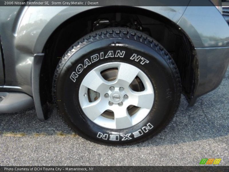 Storm Grey Metallic / Desert 2006 Nissan Pathfinder SE