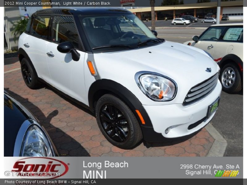 Light White / Carbon Black 2012 Mini Cooper Countryman