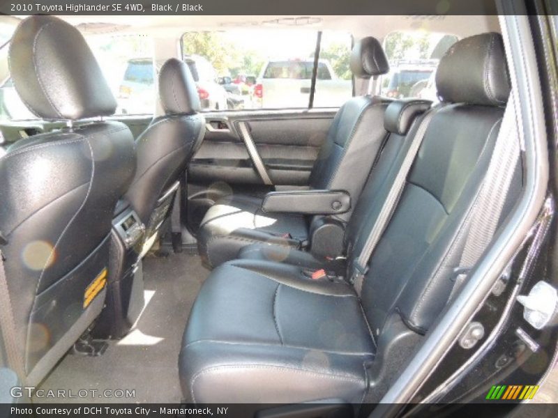 Black / Black 2010 Toyota Highlander SE 4WD