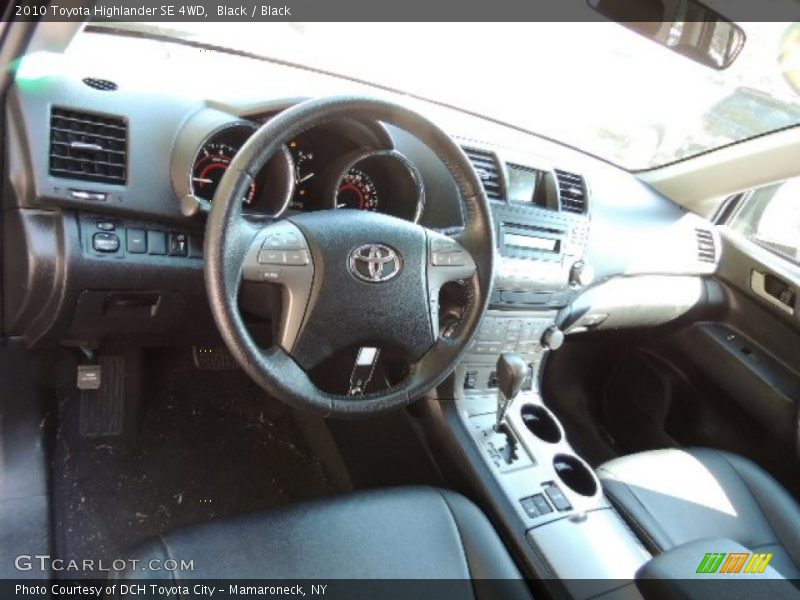 Black / Black 2010 Toyota Highlander SE 4WD