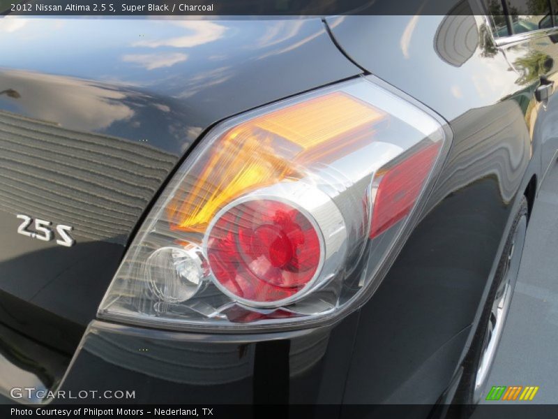 Super Black / Charcoal 2012 Nissan Altima 2.5 S
