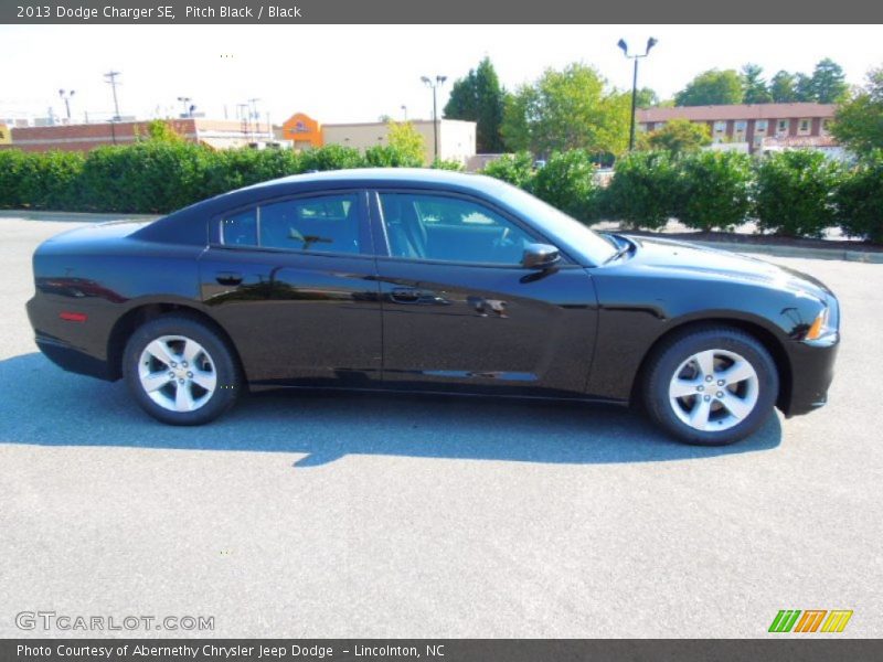 Pitch Black / Black 2013 Dodge Charger SE