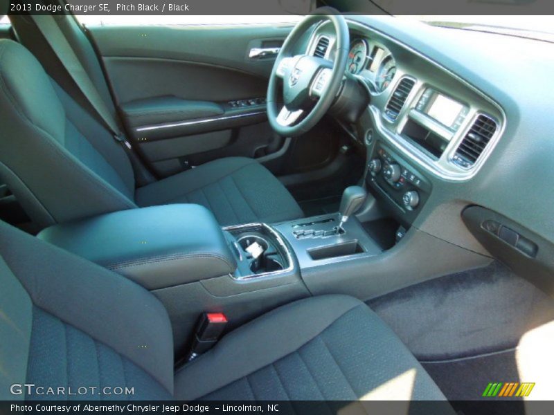 Pitch Black / Black 2013 Dodge Charger SE