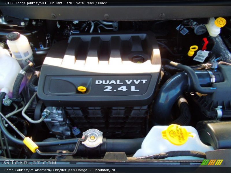 Brilliant Black Crystal Pearl / Black 2013 Dodge Journey SXT
