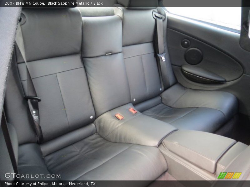 Rear Seat of 2007 M6 Coupe