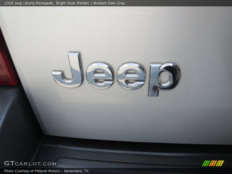 Bright Silver Metallic / Medium Slate Gray 2006 Jeep Liberty Renegade