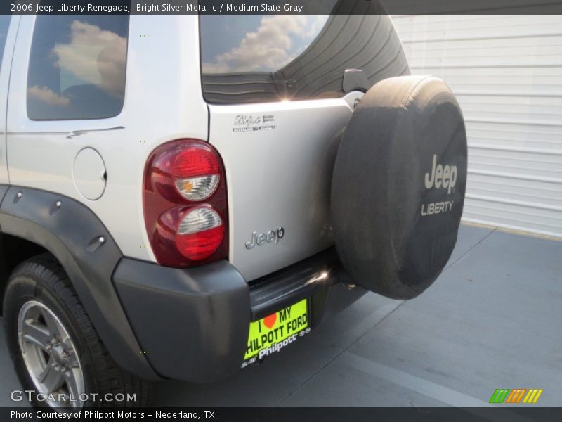 Bright Silver Metallic / Medium Slate Gray 2006 Jeep Liberty Renegade