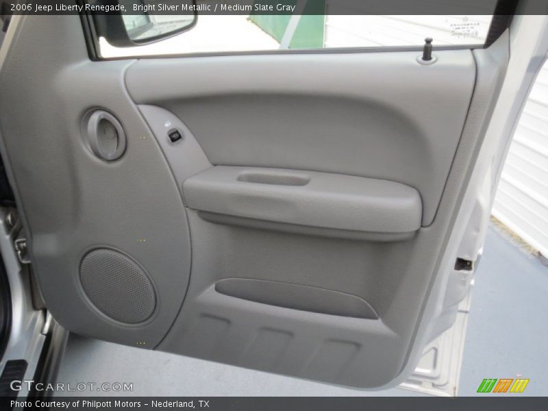 Bright Silver Metallic / Medium Slate Gray 2006 Jeep Liberty Renegade
