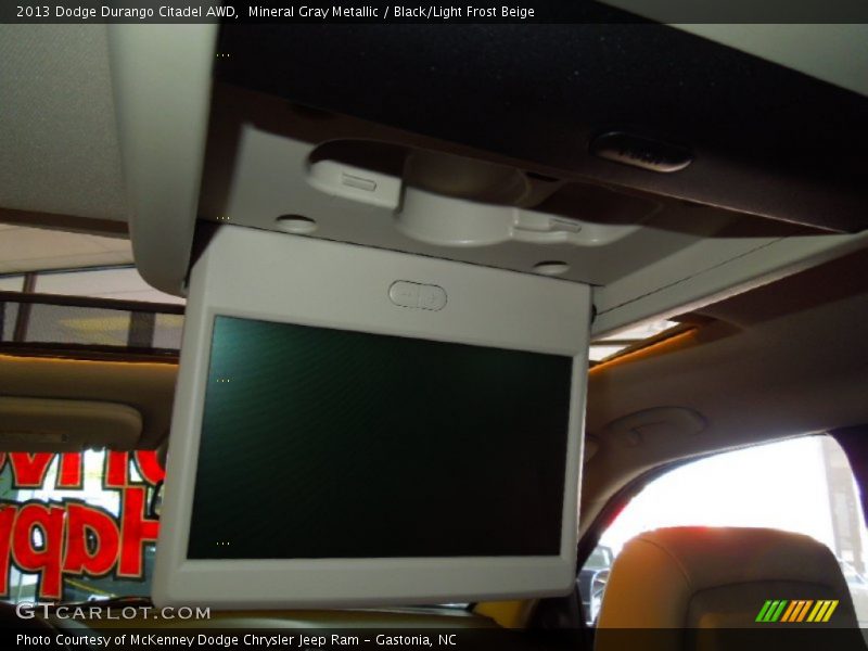 Mineral Gray Metallic / Black/Light Frost Beige 2013 Dodge Durango Citadel AWD