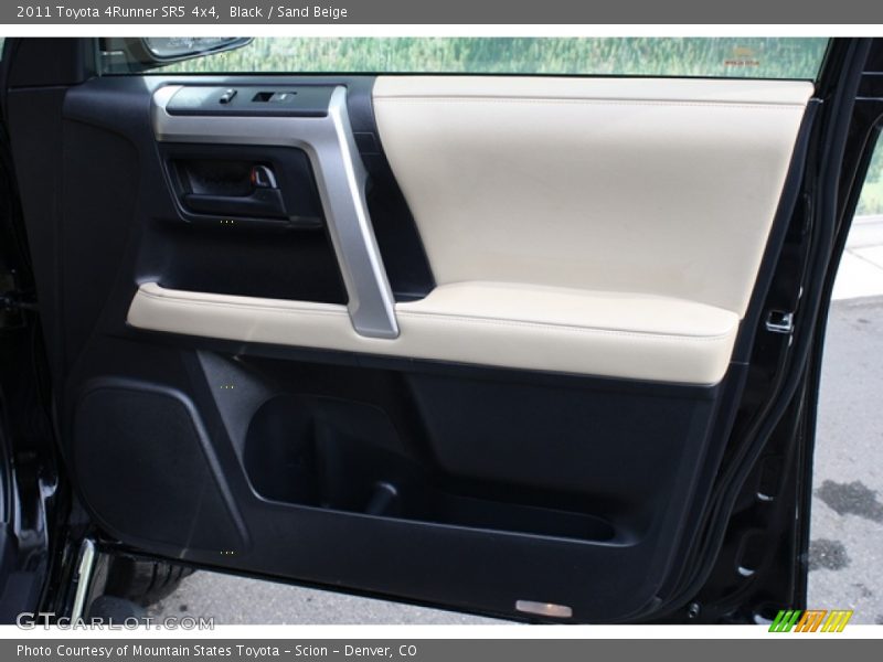 Black / Sand Beige 2011 Toyota 4Runner SR5 4x4