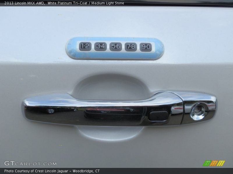 White Platinum Tri-Coat / Medium Light Stone 2013 Lincoln MKX AWD