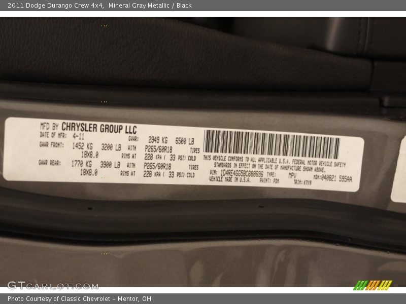 Mineral Gray Metallic / Black 2011 Dodge Durango Crew 4x4