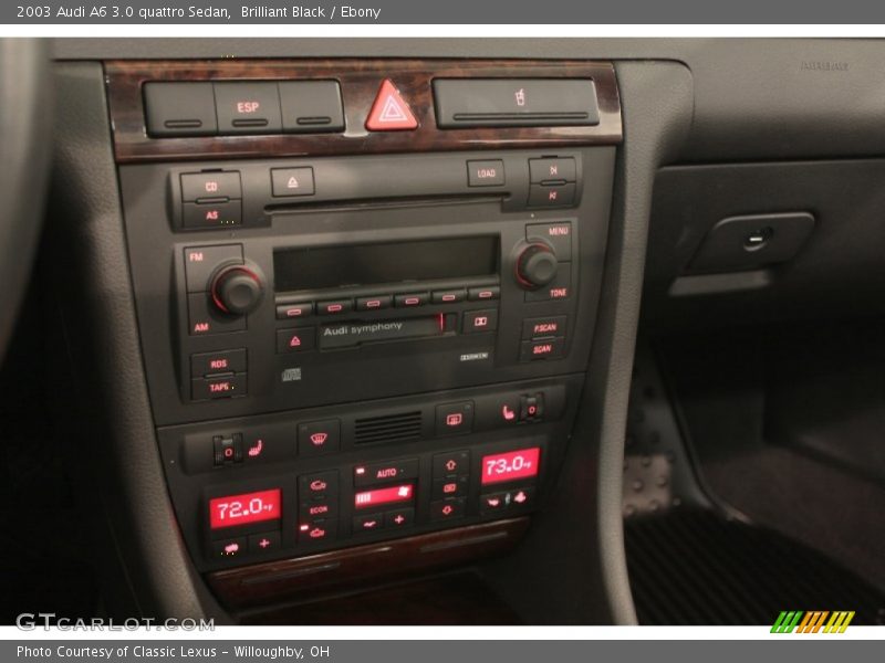 Controls of 2003 A6 3.0 quattro Sedan