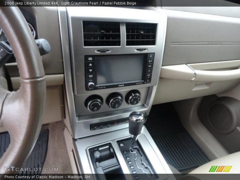 Light Graystone Pearl / Pastel Pebble Beige 2008 Jeep Liberty Limited 4x4