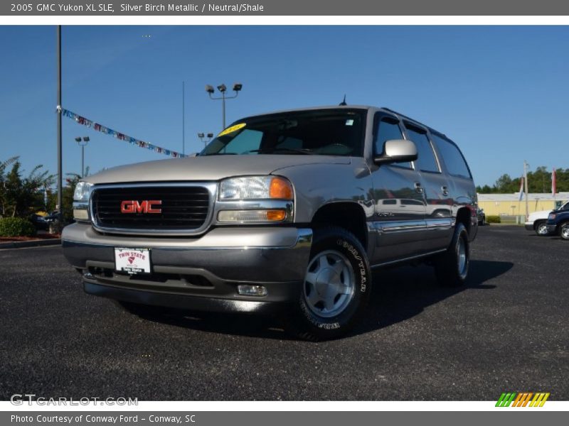 Silver Birch Metallic / Neutral/Shale 2005 GMC Yukon XL SLE