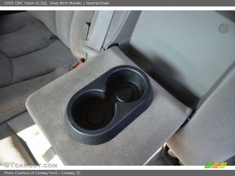 Silver Birch Metallic / Neutral/Shale 2005 GMC Yukon XL SLE